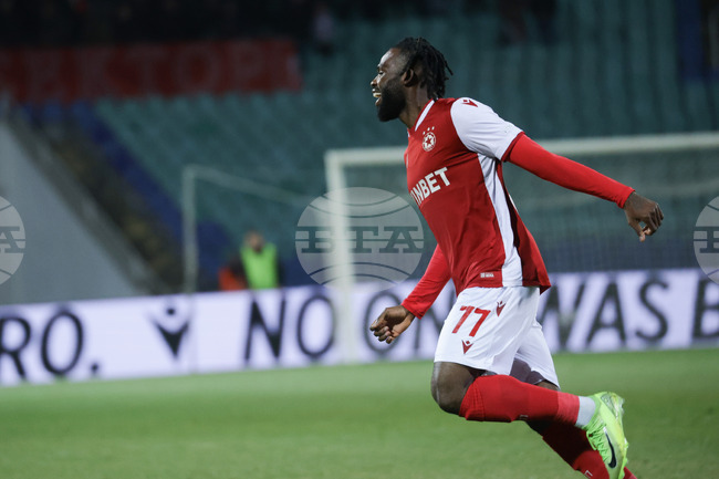 ЦСКА продава Коялипу във френската Лига 1