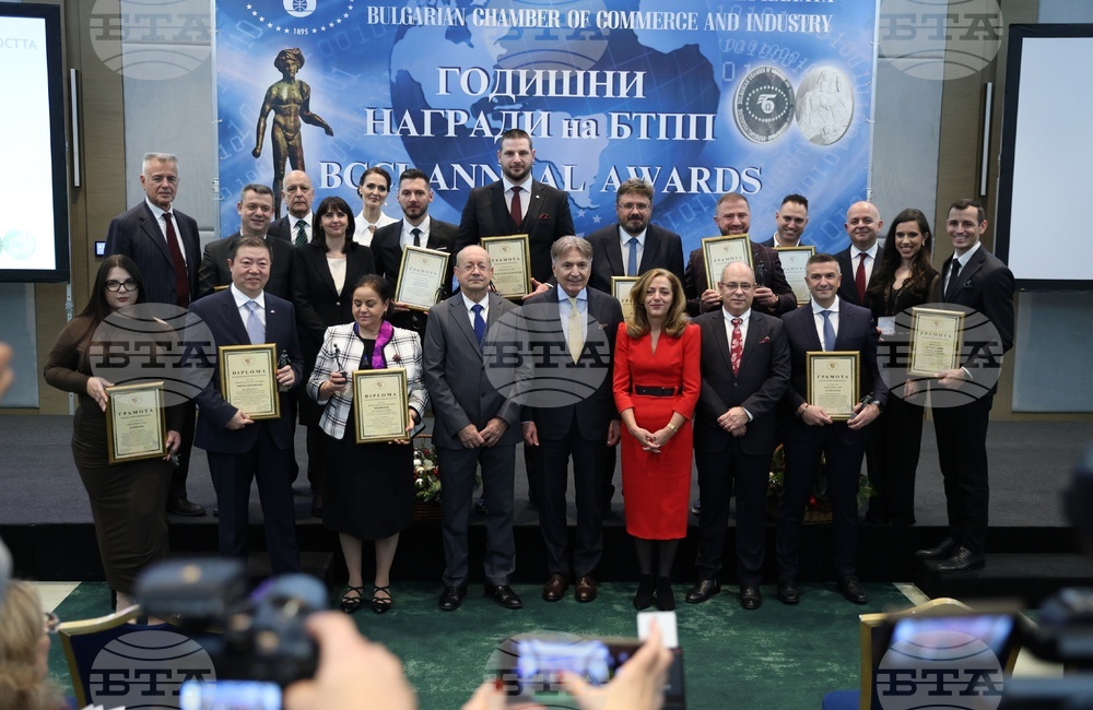 Chamber of Commerce Holds 31st Annual Awards Ceremony, BTA Among Winners