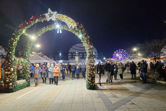Враца - коледни светлини 