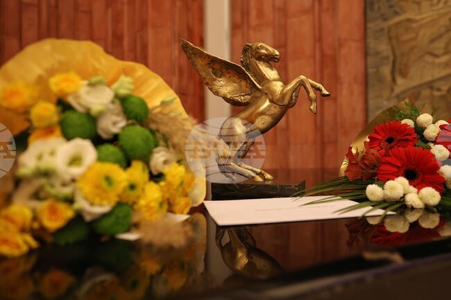 Годишните литературни награди на Община Бургас ще бъдат връчени днес