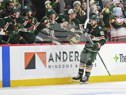 Canucks Wild Hockey