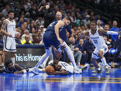 Grizzlies Mavericks Basketball