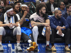 Grizzlies Mavericks Basketball