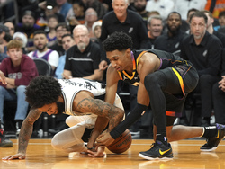 Spurs Suns Basketball