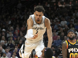 Spurs Suns Basketball