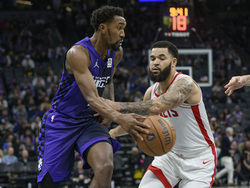 Rockets Kings Basketball
