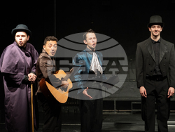 НАТФИЗ представя спектакъла „Очарователната обущарка“ тази вечер. Снимка: НАТФИЗ