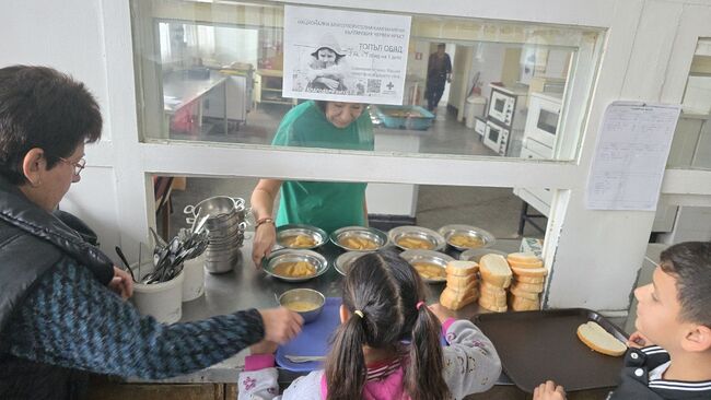 Безплатни трапезарии ще осигуряват топла храна през зимния сезон за 120 деца в шест училища в област Разград