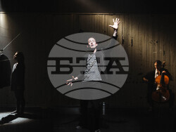 Пет премиери ще има в I am Studio през декември. Снимка:  I am Studio