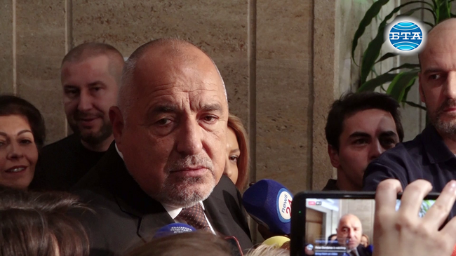 Бойко Борисов заяви, че няма да издигне Рая Назарян за председател на парламента и ГЕРБ-СДС ще подкрепи Наталия Киселова