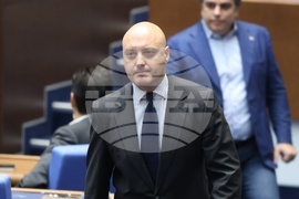 Парламент - първо заседание