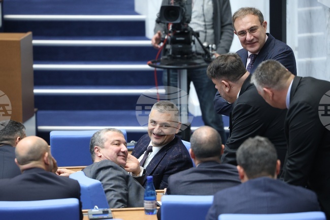 Socialist Party Mandates Its Parliamentary Group to Sign Governance Agreement, Nominates Ministers