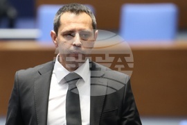 Парламент - първо заседание