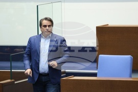 Парламент - първо заседание