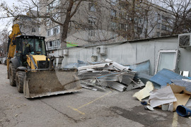 Варна - демонтаж на неработещи павилиони