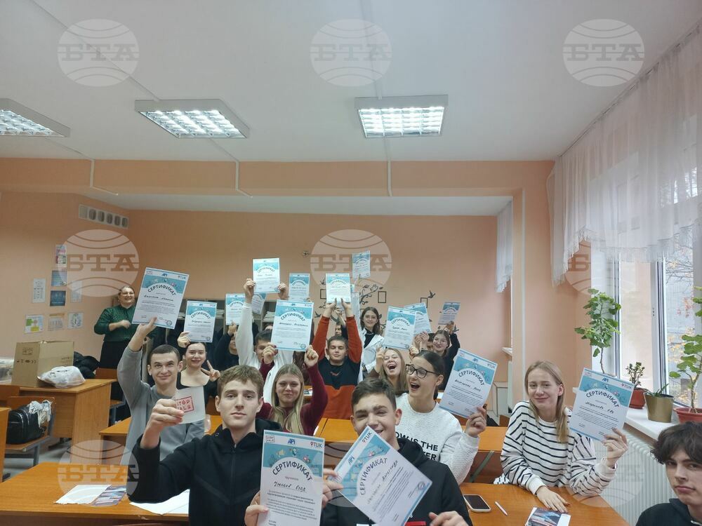 В училищата на район Тараклия се състояха практически занимания по медийно образование