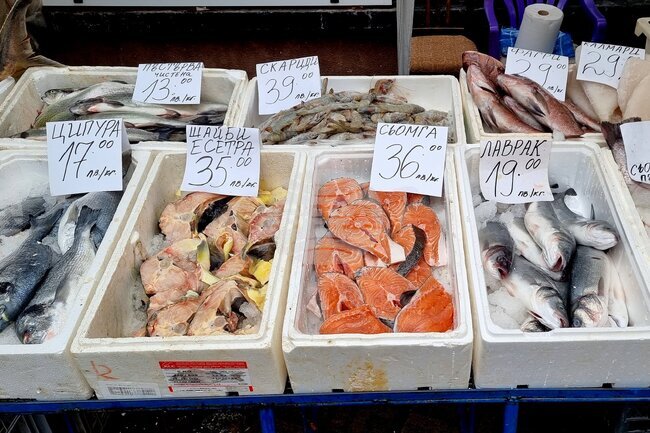 Засилени проверки на рибата по търговските мрежи се извършват в Монтанско преди Никулден