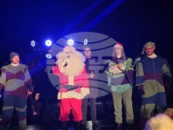 Добрич - коледна елха- светлини