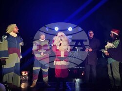 Добрич - коледна елха- светлини