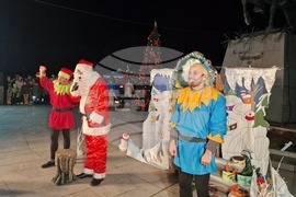 Исперих - коледна елха - светлини