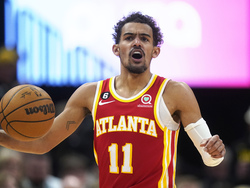 Hawks Jazz Basketball