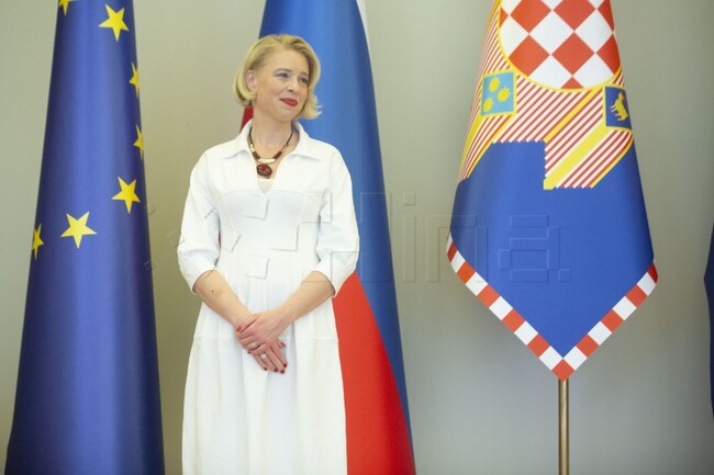 ХИНА: Пленкович и Клакочар Зупанчич изразиха задоволство от добрите отношения между Хърватия и Словения 