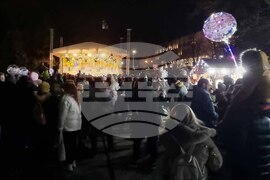 Шумен - коледни светлини