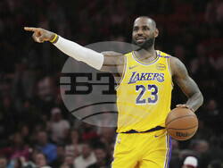 Lakers Heat Basketball