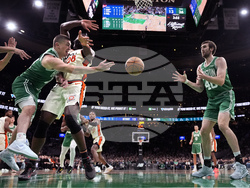 Pistons Celtics Basketball