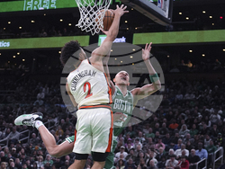 Pistons Celtics Basketball