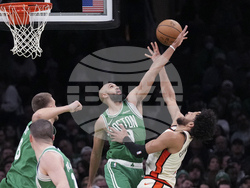 Pistons Celtics Basketball