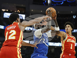 Hawks Bucks Basketball