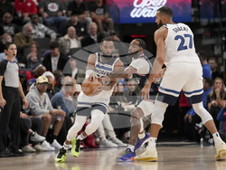 Timberwolves Clippers Basketball