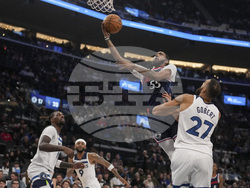 Timberwolves Clippers Basketball