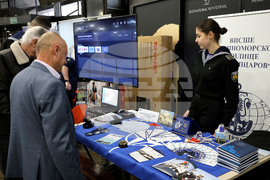 Варна - изложение „Ден на сини кариери“