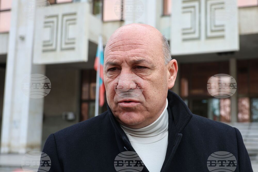 Бургас - изграждане на кариера в Каблешково - референдум - протест