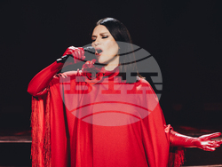 Лаура Паузини: Винаги съм усещала любовта на българските си фенове, но този път искам да им я върна. Снимка: Fest Team