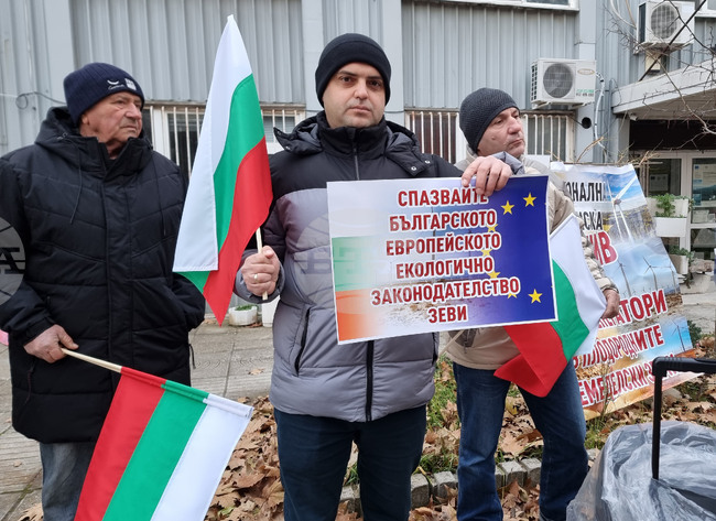 Граждани от четири области искат национален референдум дали да се строят ветропаркове върху земеделски земи