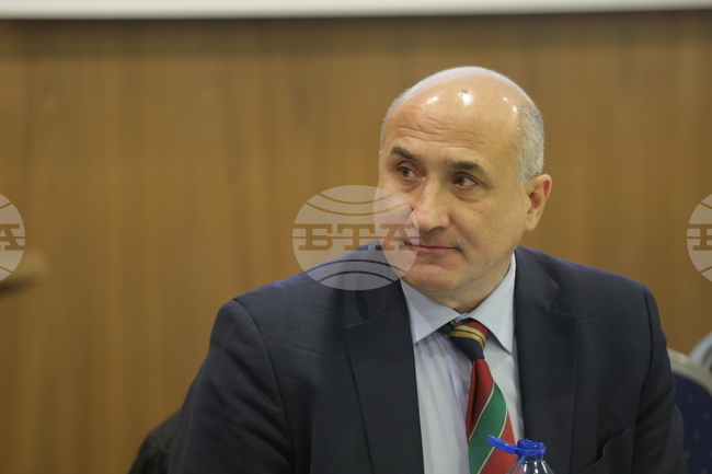 Българските състезатели направиха подготвителен лагер в Пампорово преди участието си на Световните зимни игри на Спешъл Олимпикс в Торино