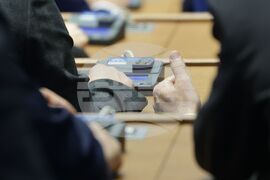 Народно събрание - първо заседание - избор на председател - гласуване