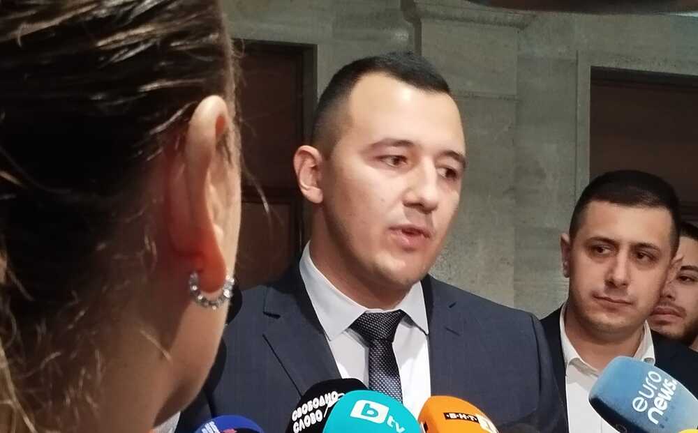 БСП внася отново Закона за насърчаване на доброволчеството, засягащ 100 000 българи