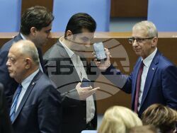 Народно събрание - първо заседание - избор на председател - балотаж