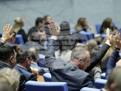 Народно събрание - първо заседание - избор на председател - балотаж