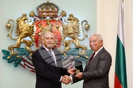 Президент - културни дейци - награждаване - Васил Василев