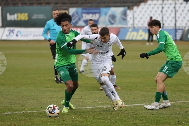 Последният в българското първенство Хебър (Пазарджик) отстъпи минимално на Партизан (Белград) в контролна среща