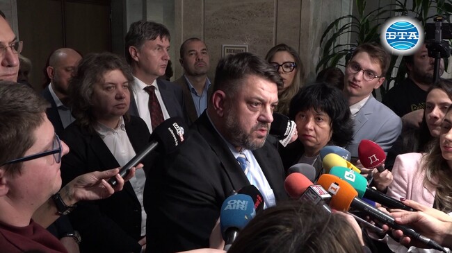 С "ДПС - Ново начало" не сме водили среща и не сме искали подкрепа, заяви Атанас Зафиров