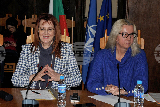 Бургас - областна администрация - РИК - консултации