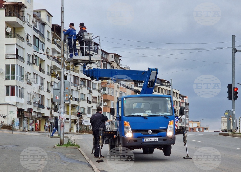Бургас - коледна украса