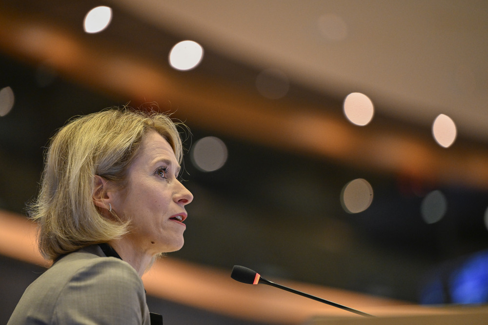 Дипломатите на ЕС работят с недостатъчно средства, засега няма да се затварят мисии, съобщи Кая Калас