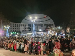 Свищов - коледна елха - запалване на светлините